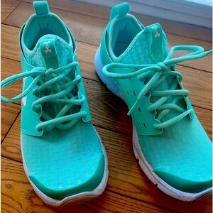 Under Armour Womens Charged Pursuit 3 Running Shoe Aqua in colour Size 9.5
